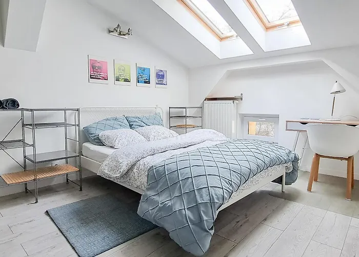 Lion Apartments